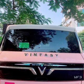 TEM Chữ Nổi VINFAST 3D Dán Đuôi Xe, Sườn Xe, Đầu Xe Trang Trí Ô Tô Cao Cấp, Chống Nước -KHAIHUYAUTO