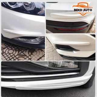 Bộ 2 miếng dán vân sợi Carbon chống va đập góc xe, thân xe Ô tô, Xe hơi đa năng