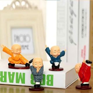 Set 5 Chú Tiểu KUNGFU Trang Trí Taplo Ô Tô- Nhà Cửa Phật Ở Đó Có Bình An Phật ở Trong Tâm