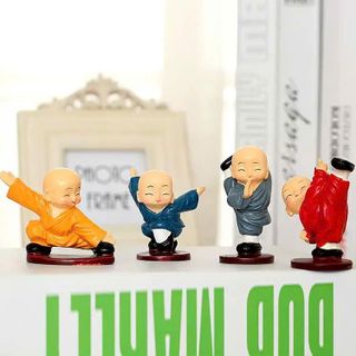Set 5 Chú Tiểu KUNGFU Trang Trí Taplo Ô Tô- Nhà Cửa Phật Ở Đó Có Bình An Phật ở Trong Tâm