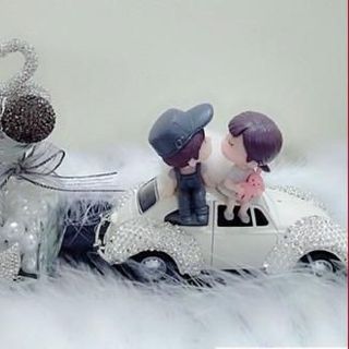 set ô tô tình yêu đôi trai gái+ô tô+lọ bóng đính đá trái tim+thảm lông trang trí taplo