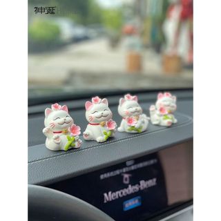 Gia Đình Mèo Hoa Đào May Mắn - Trang Trí Taplo Ô Tô,Văn Phòng,Bàn Làm Việc khaihuyauto