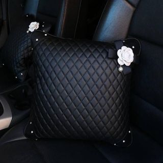 Gối tựa lưng vuông đính đá hoa trà
