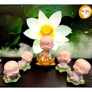 Tượng sư Thấy Và 4 Chú Tiểu Ngồi  Đài Hoa Sen-2 mang lại an nhiên thanh tịnh