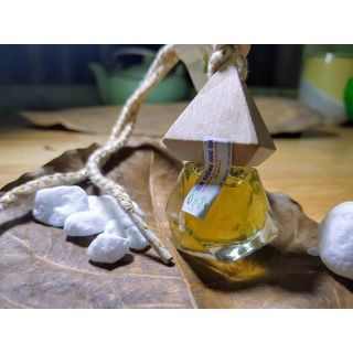 Tinh dầu treo xe Quốc Mộc hàng indo cực thơm đầy đủ tem mác đủ mùi hương treo tủ áo phòng ngủ quạt gió ô tô Dầu Thơm Phòng Dầu Thơm