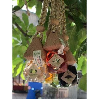 Tinh dầu treo xe Quốc Mộc hàng indo cực thơm đầy đủ tem mác đủ mùi hương treo tủ áo phòng ngủ quạt gió ô tô Dầu Thơm Phòng Dầu Thơm