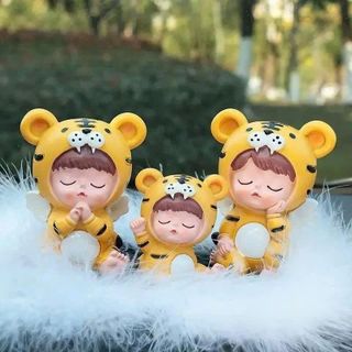 Gia Đình Tiểu Hổ – Phụ Kiện Trang Trí Taplo Ô Tô, Decor Xe Thêm Cute & Nhí Nhảnh Dễ Thương
