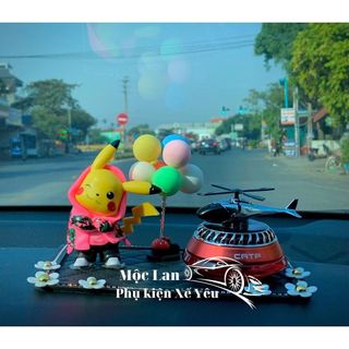Set Mô Hình Pikachu Kèm Nước Hoa Máy Bay Catpai Năng Lượng Mặt Trời Trang Trí Taplo