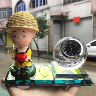 Set nước hoa đồng hồ bên chú tiểu áo vàng siêu đẹp-sang trọng-trăng trí ô tô nhà cửa