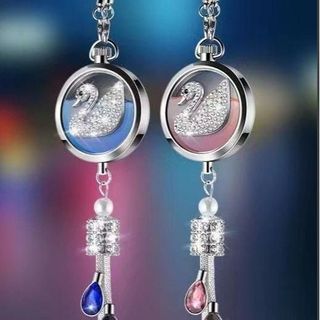 thiên nga khánh nước hoa treo gương ô tô