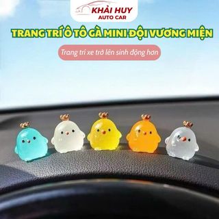 Trang Trí Ô Tô Gà Mini Đội Vương Miện Dạ Quang Phát Sáng Khi Gặp Tối -Trang Trí Tiểu Cảnh Bàn Làm Việc