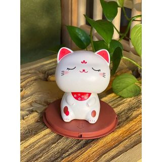 Mèo Luckey trắng gật mang lại tài lộc cho chủ Xe-Trang trí Taplo