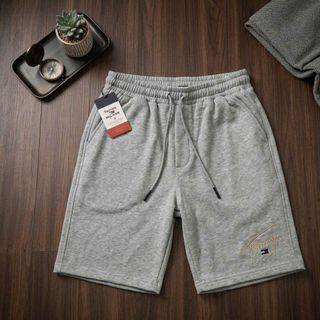 Quần short thun nam.  Short nam Mẫu quần short nỉ form ngang gối dày mịn, Logo thêu tỉ mỉ.