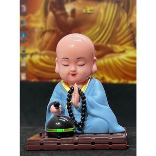 (Bán Sỉ) Tượng Chú Tiểu Gật Đầu Gõ Mõ Chạy Năng Lượng Mặt Trời – Trang Trí Ô Tô, Bàn Làm Việc