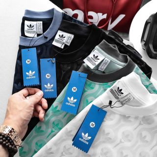 Áo thun nam. Chất  Cotton 100% 4c.  Dày Mịn mát. Thấm hút mồ hôi. Chất đẹp.