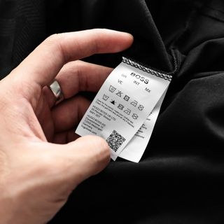 Áo thun Boss nam.