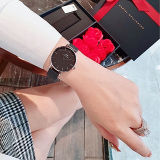 SET DANIEL CAO CẤP DA LƯỚI PETITE VÀ HOA HỒNG HỘP NƠ