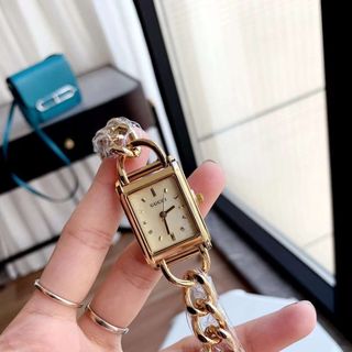 SĂN SALE LỚN ĐỒNG HỒ NỮ THỜI TRANG GUCHY DÂY LẮC