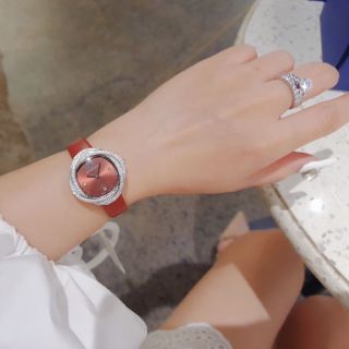 XẢ KHO MÁY THUỴ ĐỒNG HỒ NỮ CAO CẤP SWAROKI  DÂY DA ĐỎ VIỀN PHA LÊ