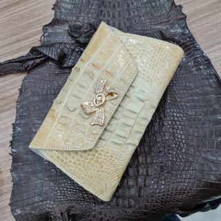 TÚI ĐEO CHÉO NƠ NỮ DA CÁ SẤU FCHW21 - FADODA