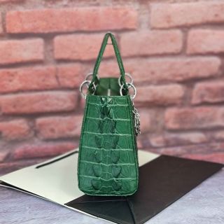 TÚI ĐEO CHÉO NỮ DA CÁ SẤU FCHW17 - FADODA