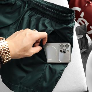 Short biển nam trơn. Chất dù trơn, lót lớp lưới phía trong.