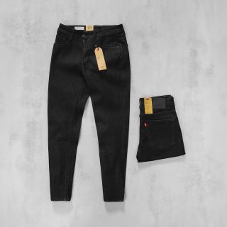 Jean dài nam slim fit, 9 màu theo hình từng mẩu , chuẩn form với ống quần ,Vải 9 phẩm dày dặn có thun co dãn.