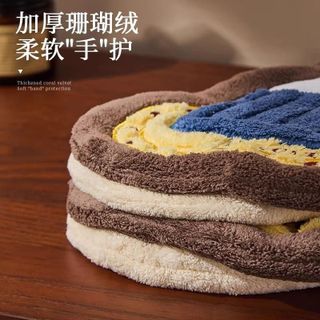 Khăn Lau Tay Hoạt Hình Hình Bánh Anh Đào – Mềm Mại, Tiện Lợi Treo Tường C49
