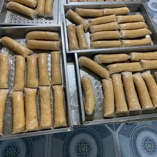 Chả Quế – Hương Vị Truyền Thống, Thơm Ngon Đậm Đà, Phù Hợp Kinh Doanh Sỉ
