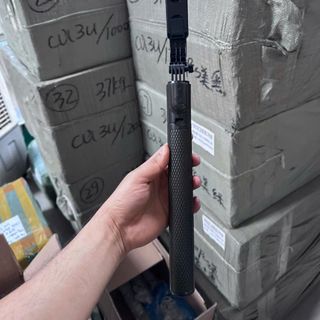 Gậy chụp ảnh R7S-L dài 1.7m, có vân chống trơn, có đèn trợ sáng