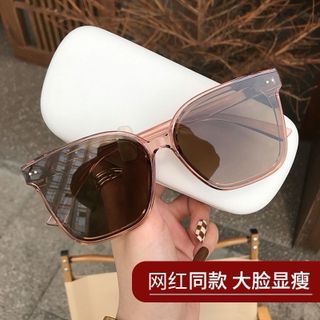 Kính râm màu nâu dành cho nữ, thương hiệu G mẫu mới 2025, kính râm dành cho livestream TikTok, làm cho khuôn mặt to trông thon gọn hơn, kính chống tia UV