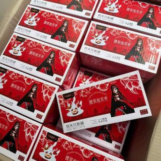 COMBO 2 HỘP TÁO ĐỎ KẸP SỮA LẠC ĐÀ NHÂN HẠT ĐIỀU - MỖI HỘP 300GR