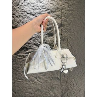 { HÀNG ĐẸP} Túi xách nữ đeo chéo đeo vai kẹp nách dáng thuyền da nhung kèm charm xinh M820