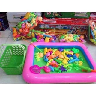 BỘ ĐỒ CHƠI CÂU CÁ NAM CHÂM KÈM BỂ PHAO