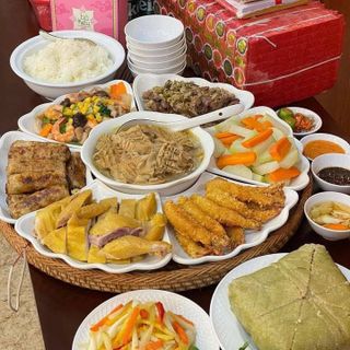 BỘ BÁT HOA MẶT TRỜI NHỰA PHÍP ĐƯỜNG KÍNH 50CM LOẠI NHỠ