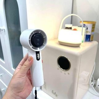 CÂY QUẠT CẦM TAY MINI KHÔNG LỘ CÁNH
