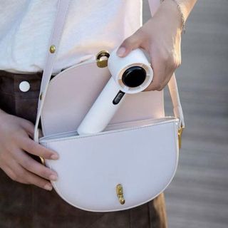 CÂY QUẠT CẦM TAY MINI KHÔNG LỘ CÁNH