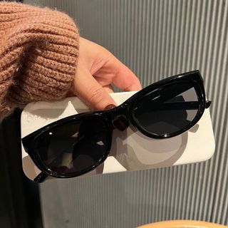 Kính râm mắt mèo màu xanh ô liu xuyên biên giới kính râm chụp ảnh đường phố che nắng hình lõm mặt nhỏ cho nữ kính râm chống tia cực tím