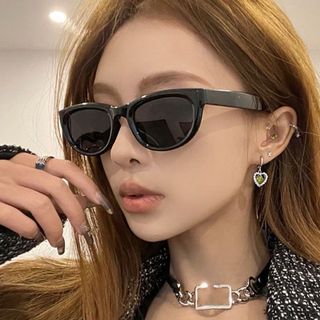 Kính râm mắt mèo màu xanh ô liu xuyên biên giới kính râm chụp ảnh đường phố che nắng hình lõm mặt nhỏ cho nữ kính râm chống tia cực tím