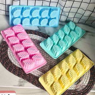 KHAY LÀM ĐÁ VIÊN TIỆN ÍCH