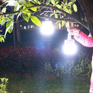 BÓNG ĐÈN TÍCH ĐIỆN LED 100W - KÈM ĐIỀU KHIỂN VÀ SẠ