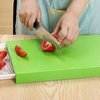 THỚT NHỰA KÈM RỔ ĐA NĂNG 2 IN 1