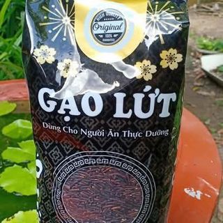 GẠO LỨT HUYẾT RỒNG