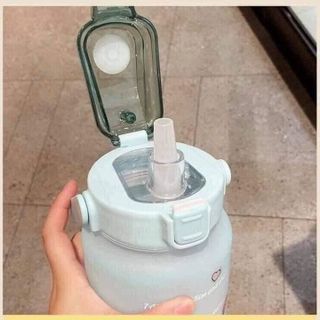 BÌNH NƯỚC SIZE ĐẠI 2 LÍT CÓ VẠCH CHIA