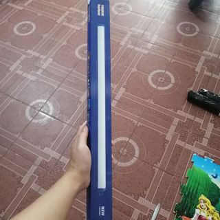 BÓNG ĐÈN LED TÍCH ĐIỆN LOẠI SIÊU SÁNG 60W DÀI 50CM KÈM SẠC USB