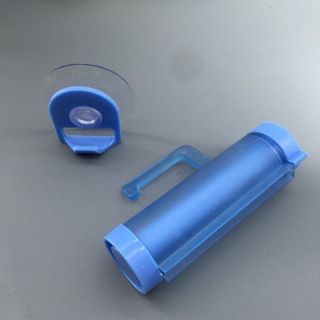 DỤNG CỤ NẶN BÓP LẤY KEM ĐÁNH RĂNG TIỆN DỤNG
