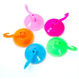 MÓC NHỰA TREO ĐỒ TREO QUẦN ÁO VẬT DỤNG CÓ HÚT CHÂN KHÔNG TIỆN ÍCH