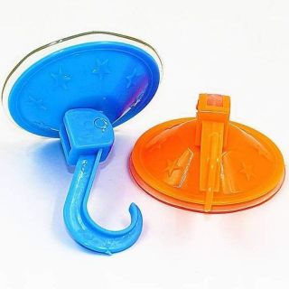 MÓC NHỰA TREO ĐỒ TREO QUẦN ÁO VẬT DỤNG CÓ HÚT CHÂN KHÔNG TIỆN ÍCH