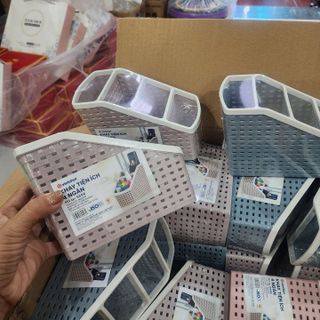 KHAY ĐỂ BÚT, ĐỒ DÙNG 4 NGĂN