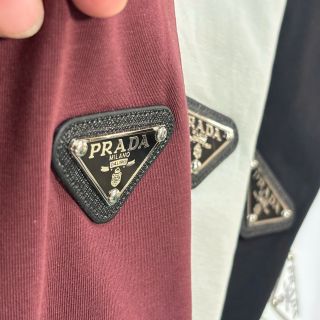 Áo thun nam. ÁO PRADA BASIC.